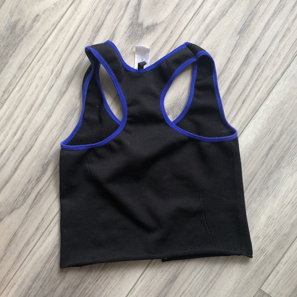 New Mixx Safety Pin Crop Top - Picture 5 of 5
